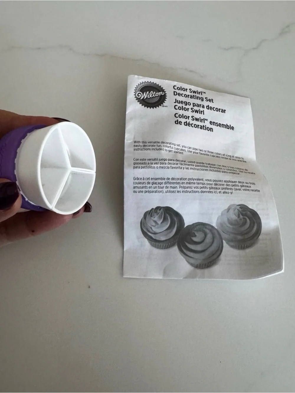 Wilton Color Swirl Decorating Set – 3 Color Icing Coupler